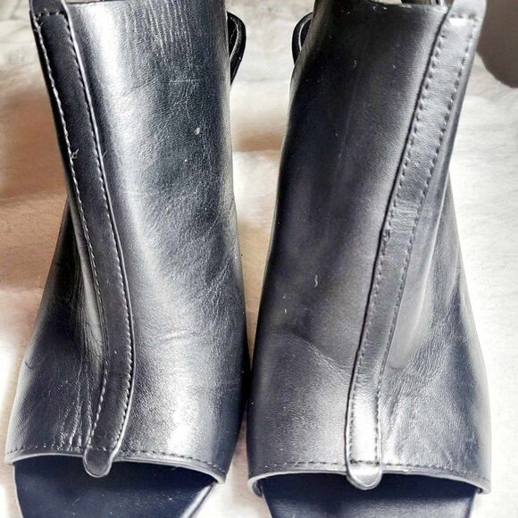 CHARLES BY CHARLES DAVID Black sandal size 9.5 Color Black - Picture 7 of 8